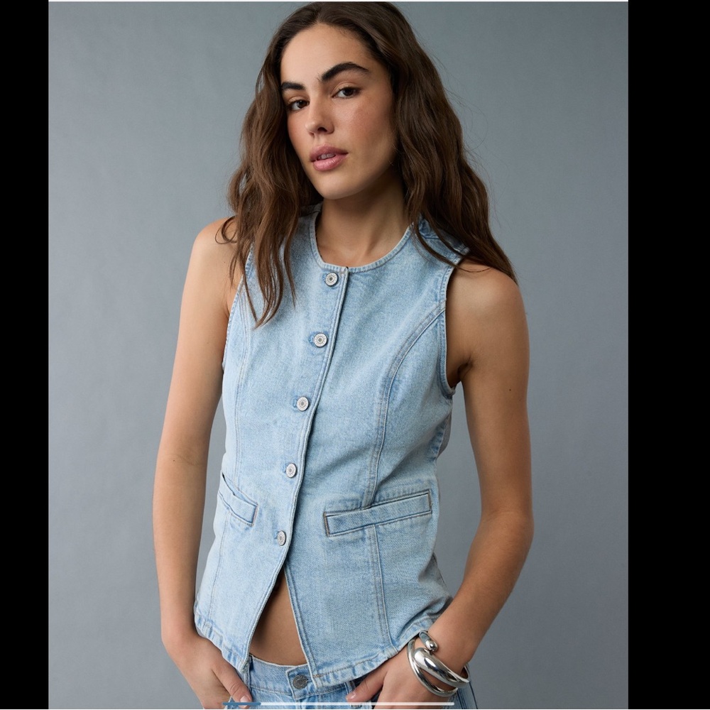 🆕 American Eagle Denim Vest 🆕